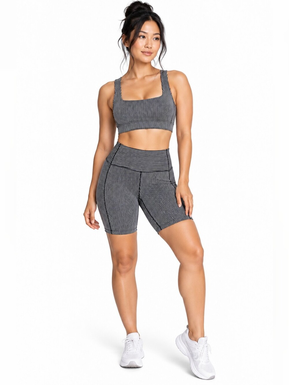 GIGI C Pamela Striped Workout Set Sports Bra & Bike Shorts Black/White sz Small